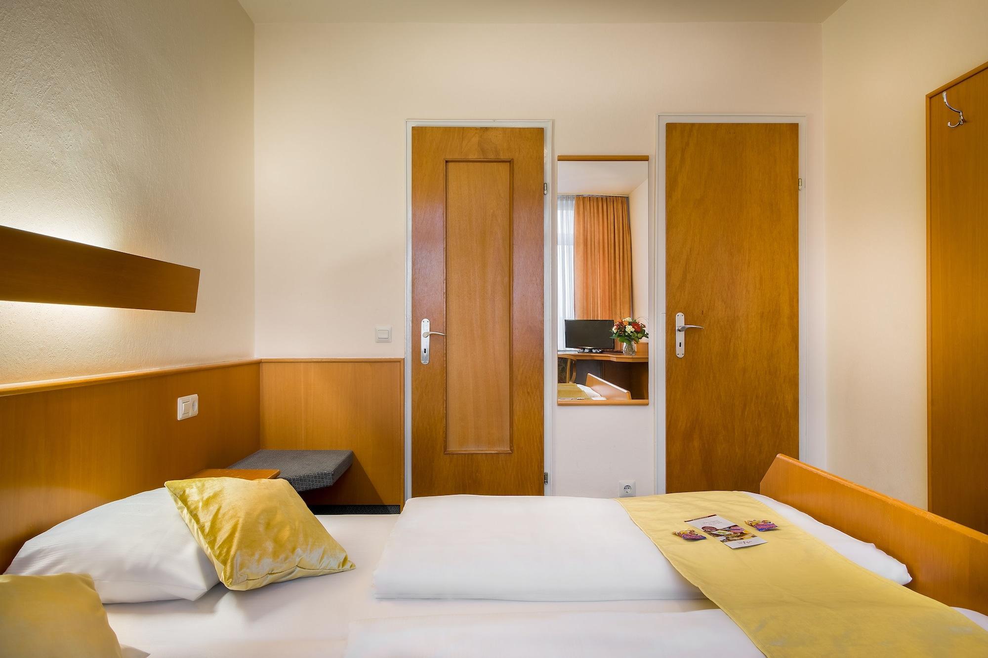 Scope Hotel Greif 카를스루에 외부 사진